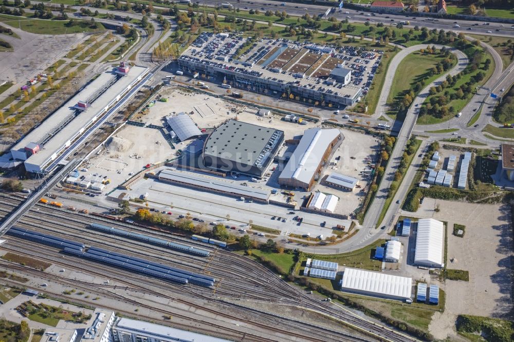 München von oben - Baustelle zum Neubau der APASSIONATA World GmbH im Ortsteil Fröttmaning in München im Bundesland Bayern
