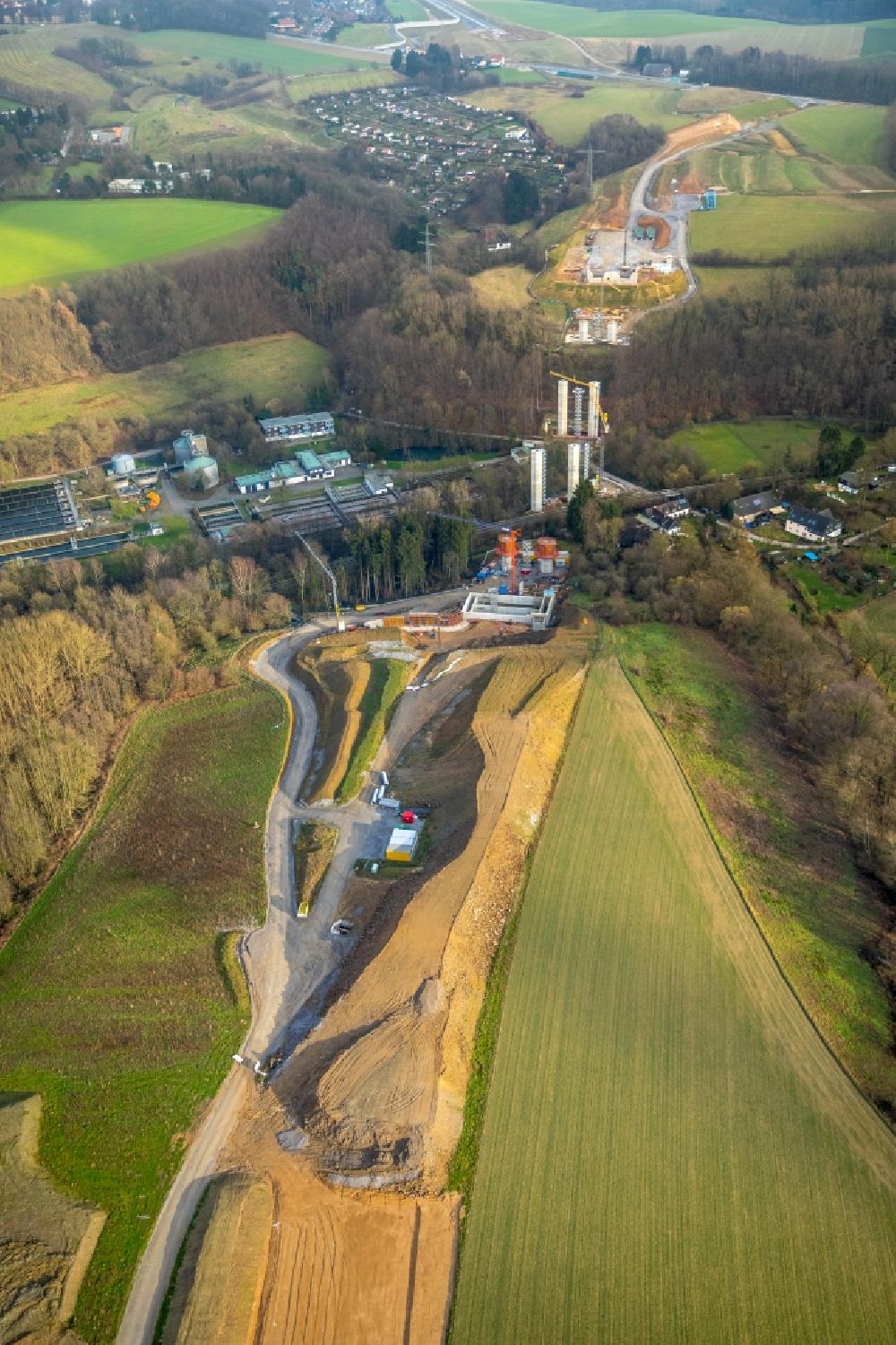 Luftaufnahme Hofermühle - Baustelle zum Neubau des Autobahn- Brückenbauwerk der BAB A44 in Hofermühle im Bundesland Nordrhein-Westfalen, Deutschland