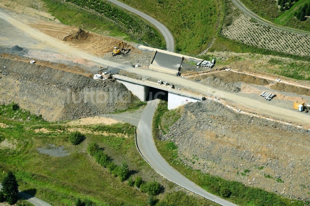 Velmede aus der Vogelperspektive: Baustelle zum Neubau des Autobahn- Brückenbauwerk der BAB A46 in Velmede im Bundesland Nordrhein-Westfalen, Deutschland