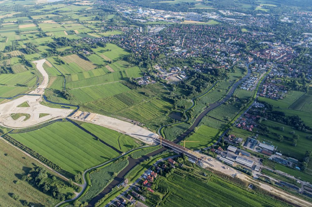 Luftbild Buxtehude - Baustelle zum Neubau am Autobahn- Streckenverlauf der BAB A26 Abfahrt in Buxtehude im Bundesland Niedersachsen, Deutschland