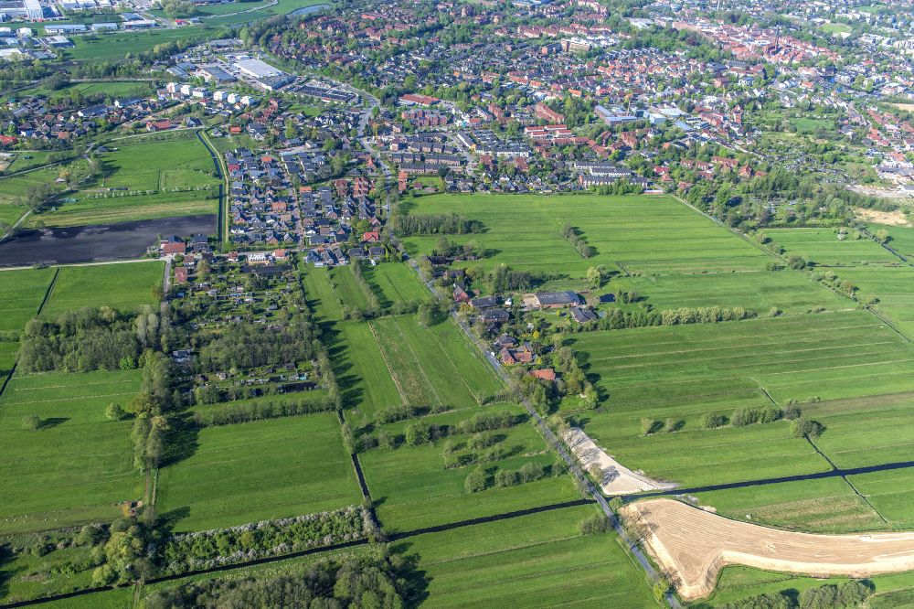 Luftbild Buxtehude - Baustelle zum Neubau am Autobahn- Streckenverlauf der BAB A26 Abfahrt in Buxtehude im Bundesland Niedersachsen, Deutschland