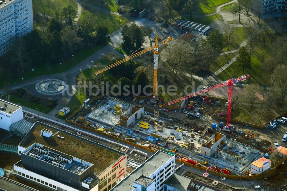 Luftaufnahme Dessau - Baustelle zum Neubau Bauhaus-Museum im Stadtpark an der Kavalierstraße Ecke Friedrichstraße in Dessau im Bundesland Sachsen-Anhalt, Deutschland