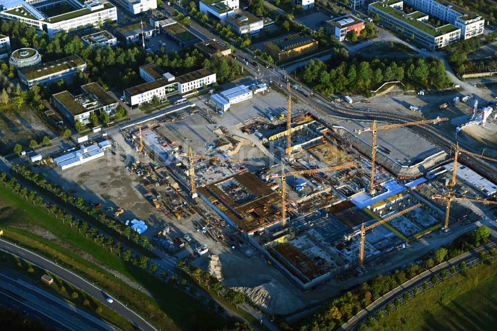 München von oben - Baustelle zum Neubau des Bildungscampus Messestadt im Ortsteil Riem in München im Bundesland Bayern, Deutschland