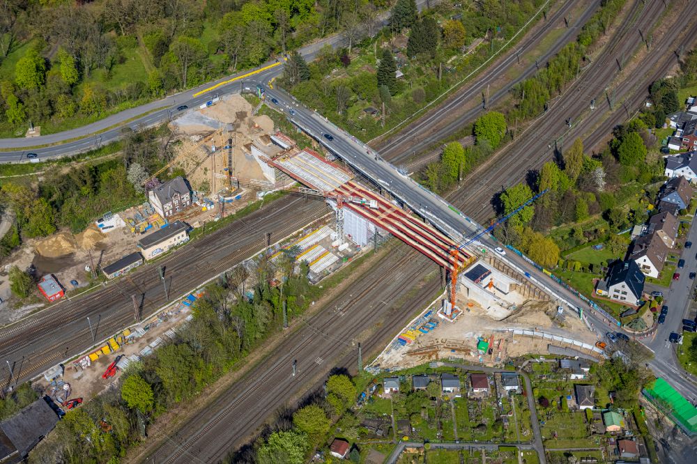 Luftbild Bochum - Baustelle zum Neubau der Brückenkonstruktion Brücke am Lohring im Ortsteil Innenstadt in Bochum im Bundesland Nordrhein-Westfalen, Deutschland