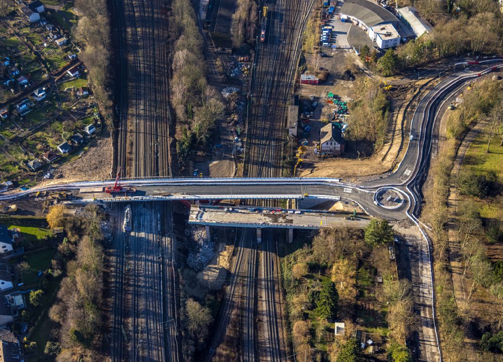 Luftaufnahme Bochum - Baustelle zum Neubau der Brückenkonstruktion Brücke am Lohring im Ortsteil Innenstadt in Bochum im Bundesland Nordrhein-Westfalen, Deutschland