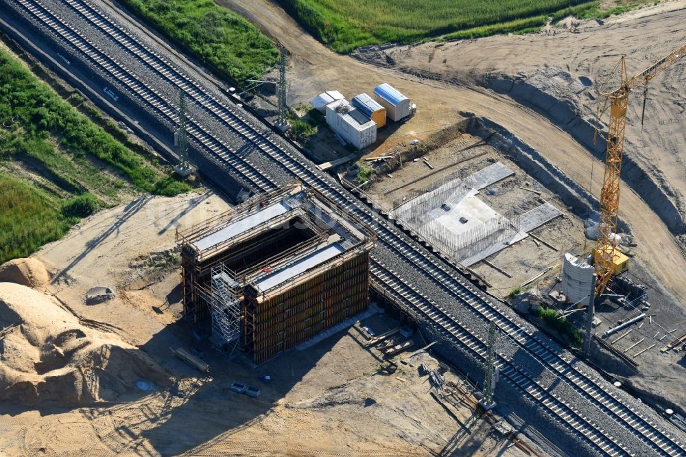 Luftaufnahme Sonnewalde - Baustelle zum Neubau der Brückenkonstruktion an der Brenitzer Straße in Sonnewalde im Bundesland Brandenburg, Deutschland