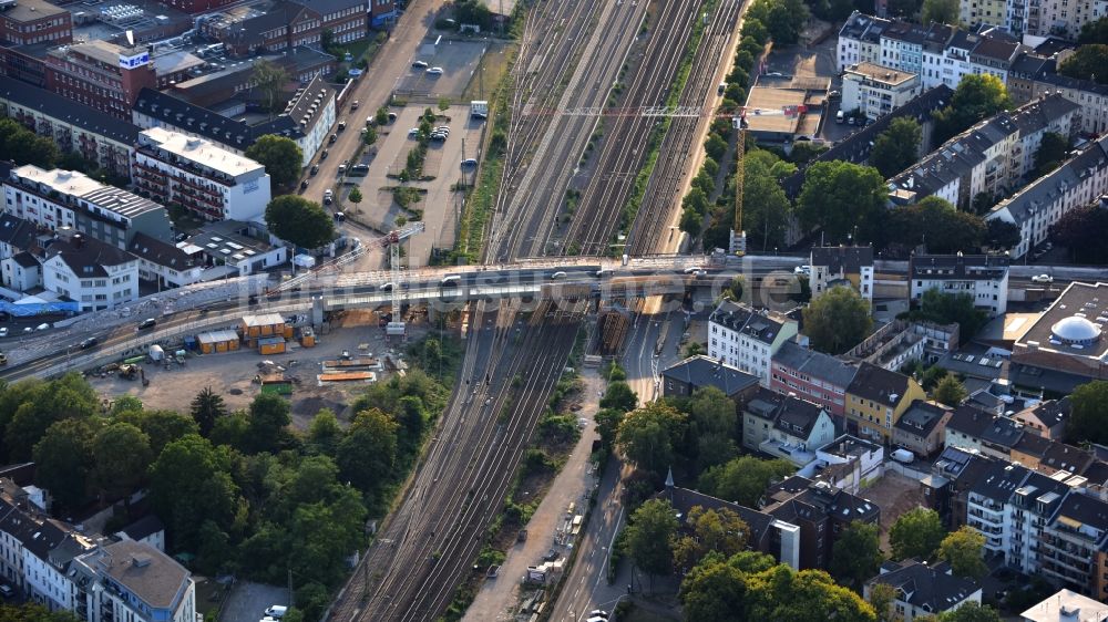 Luftbild Bonn - Baustelle zum Neubau der Brückenkonstruktion Viktoriabrücke im Ortsteil Weststadt in Bonn im Bundesland Nordrhein-Westfalen, Deutschland