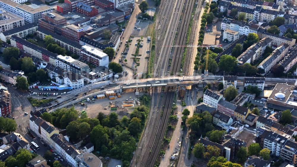Luftaufnahme Bonn - Baustelle zum Neubau der Brückenkonstruktion Viktoriabrücke im Ortsteil Weststadt in Bonn im Bundesland Nordrhein-Westfalen, Deutschland