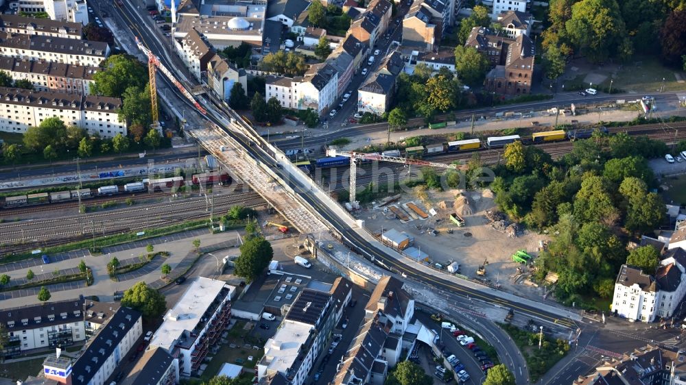 Bonn von oben - Baustelle zum Neubau der Brückenkonstruktion Viktoriabrücke im Ortsteil Weststadt in Bonn im Bundesland Nordrhein-Westfalen, Deutschland