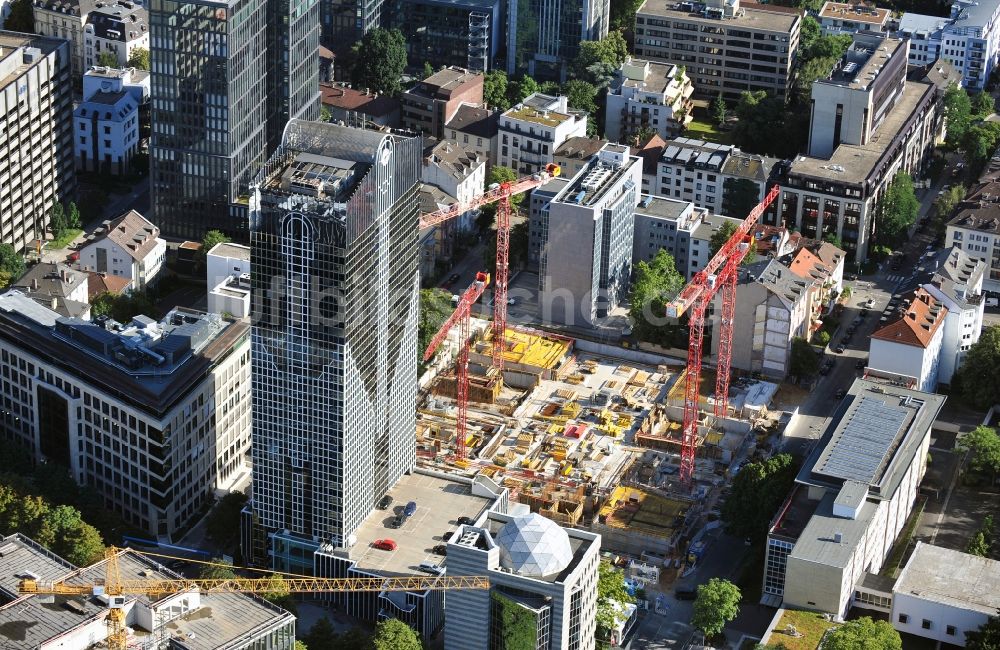 Luftbild Frankfurt am Main - Baustelle zum Neubau eines Büro- und Geschäftshauses am Hochhaus Rhein- Main-Center im Zentrum von Frankfurt / Main in Hessen