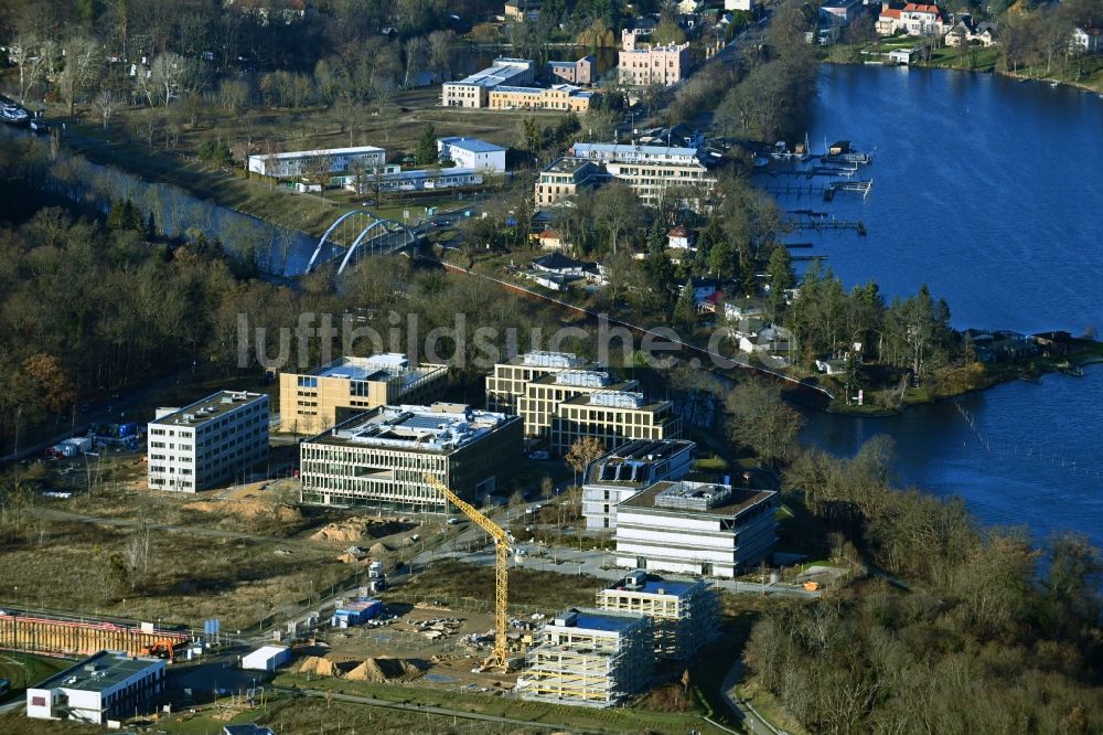 Potsdam aus der Vogelperspektive: Baustelle zum Neubau von Bürogebäuden in Potsdam im Bundesland Brandenburg, Deutschland