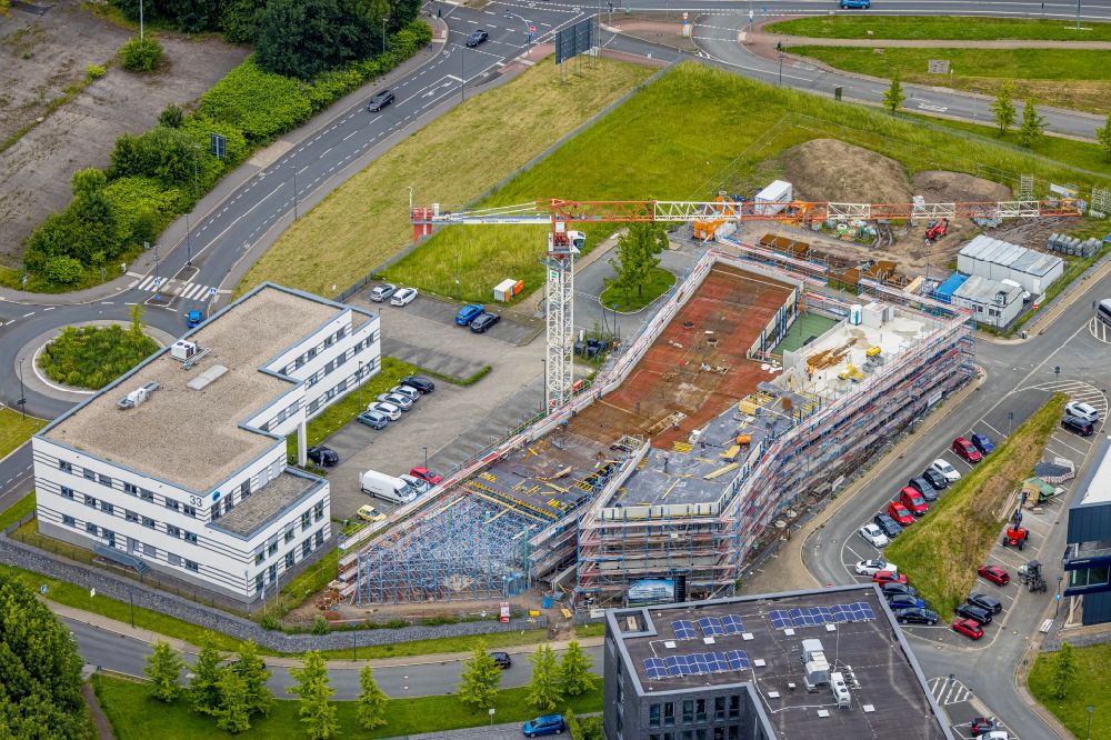 Bochum aus der Vogelperspektive: Baustelle zum Neubau eines Bürohauses der Firma Cosinex in Bochum im Bundesland Nordrhein-Westfalen, Deutschland