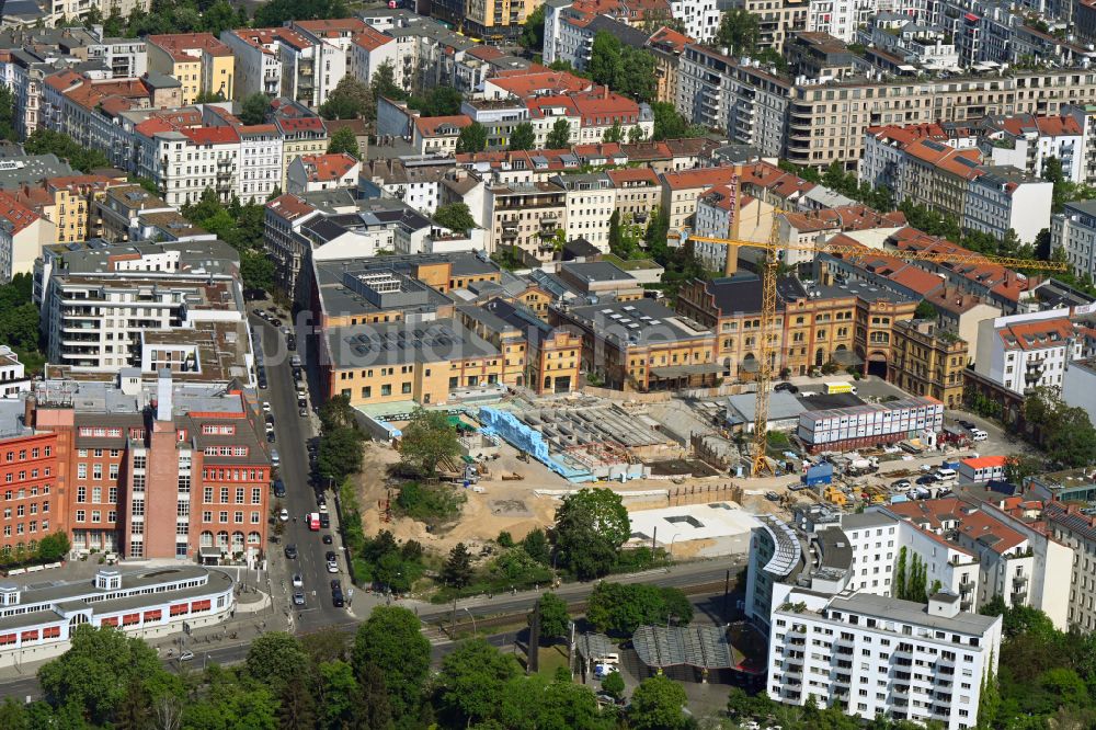 Berlin aus der Vogelperspektive: Baustelle zum Neubau Bötzow Campus im Ortsteil Prenzlauer Berg in Berlin, Deutschland