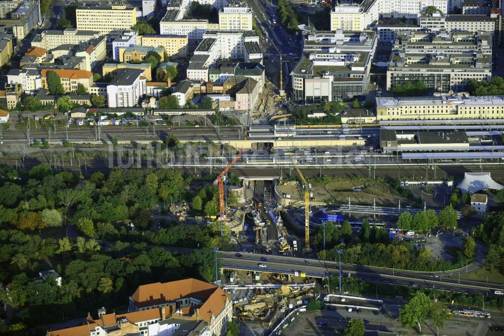 Luftaufnahme Magdeburg - Baustelle zum Neubau des Citytunnels im Zuge der Bahnbrückensanierung der Deutschen Bahn in Magdeburg im Bundesland Sachsen-Anhalt