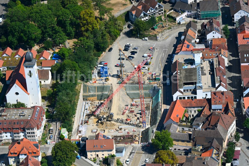 Bretten von oben - Baustelle zum Neubau eines öffentlichen Parkhauses in der Sporgasse in Bretten im Bundesland Baden-Württemberg, Deutschland