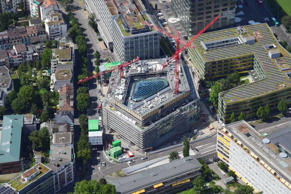 Basel aus der Vogelperspektive: Baustelle zum Neubau eines Forschungs- Gebäudes und Bürokomplex BSS ETH Biosysteme in Basel, Schweiz