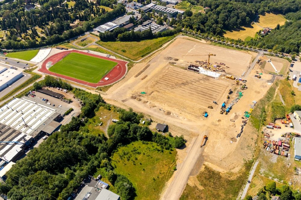 Luftbild Velbert - Baustelle zum Neubau eines Fußballstadion an der Industriestraße in Velbert im Bundesland Nordrhein-Westfalen, Deutschland