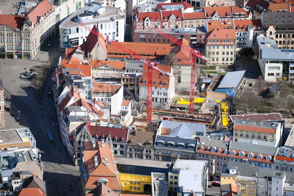 Luftbild Erfurt - Baustelle zum Neubau des Gebäudekomplexes des Einkaufszentrum Anger-Passage in der Altstadt in Erfurt im Bundesland Thüringen, Deutschland