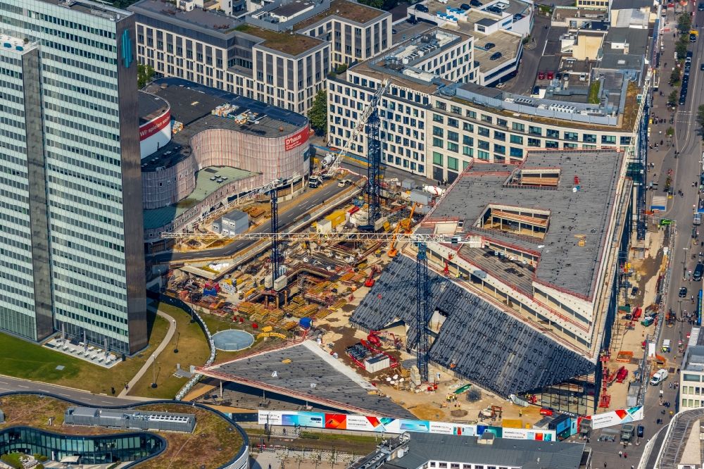 Luftbild Düsseldorf - Baustelle zum Neubau des Gebäudekomplexes des Einkaufszentrum Ingenhoven-Tal - Köbogen 2 am Gustaf-Gründgens-Platz in Düsseldorf im Bundesland Nordrhein-Westfalen, Deutschland