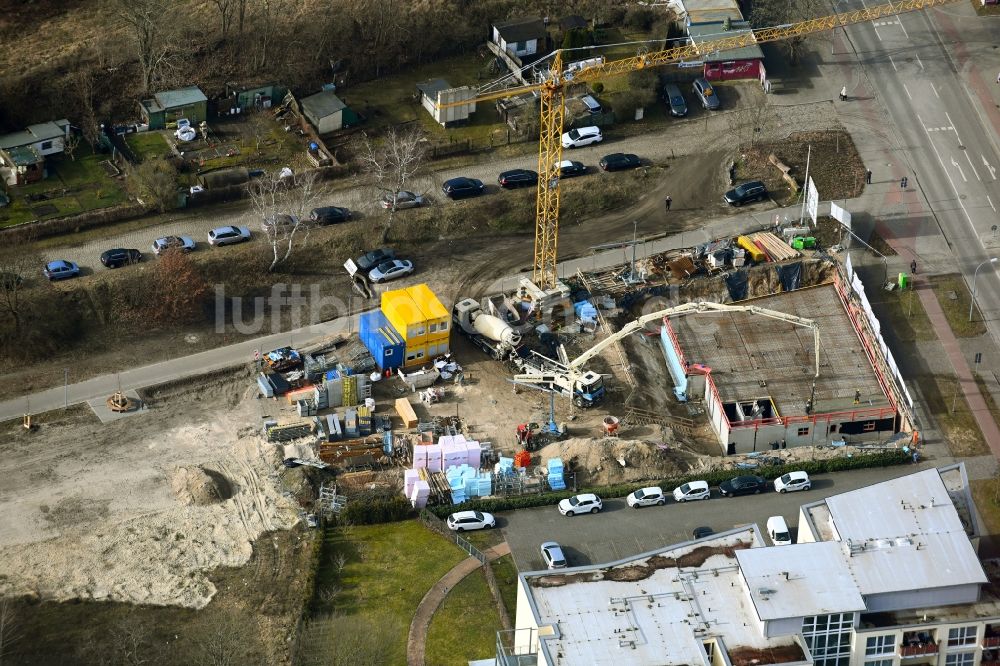 Luftbild Oranienburg - Baustelle zum Neubau des Gebäudekomplexes des Einkaufszentrum in Oranienburg im Bundesland Brandenburg, Deutschland