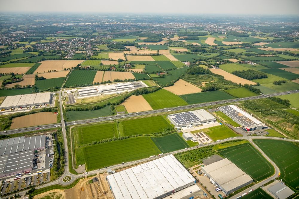 Luftaufnahme Hamm - Baustelle zum Neubau eines Gebäudekomplexes auf dem Gelände des Logistikzentrums der DPD Deutschland GmbH in Hamm im Bundesland Nordrhein-Westfalen, Deutschland