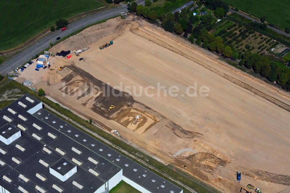 Luftaufnahme Marquardt - Baustelle zum Neubau eines Gebäudekomplexes auf dem Gelände des Logistikzentrums in Marquardt im Bundesland Brandenburg, Deutschland