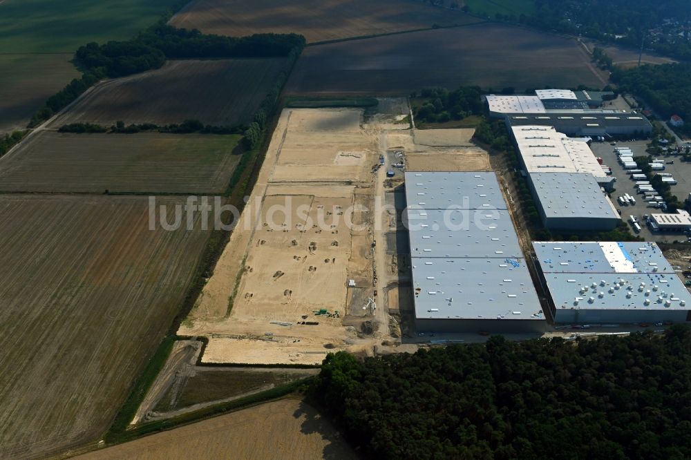 Luftbild Rangsdorf - Baustelle zum Neubau eines Gebäudekomplexes auf dem Gelände des Logistikzentrums im in Rangsdorf im Bundesland Brandenburg, Deutschland