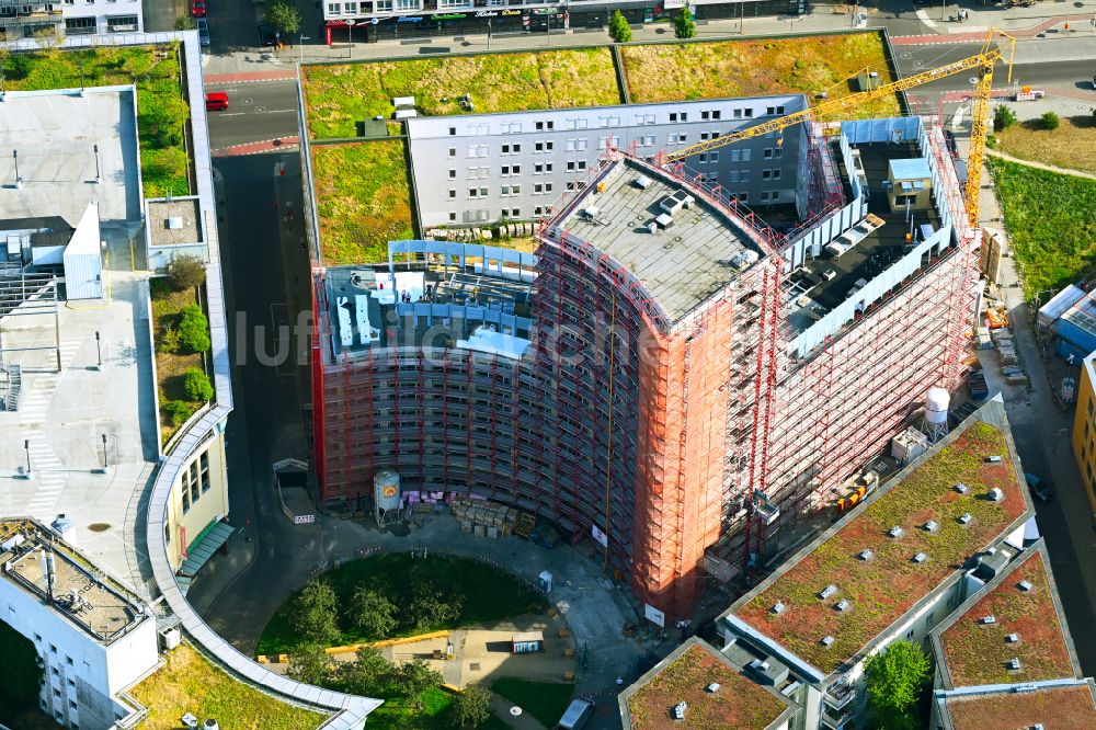 Luftaufnahme Berlin - Baustelle zum Neubau eines Gebäudekomplexes der Hochschule Alice Salomon Hochschule Berlin am Kokoschkaplatz in Berlin, Deutschland