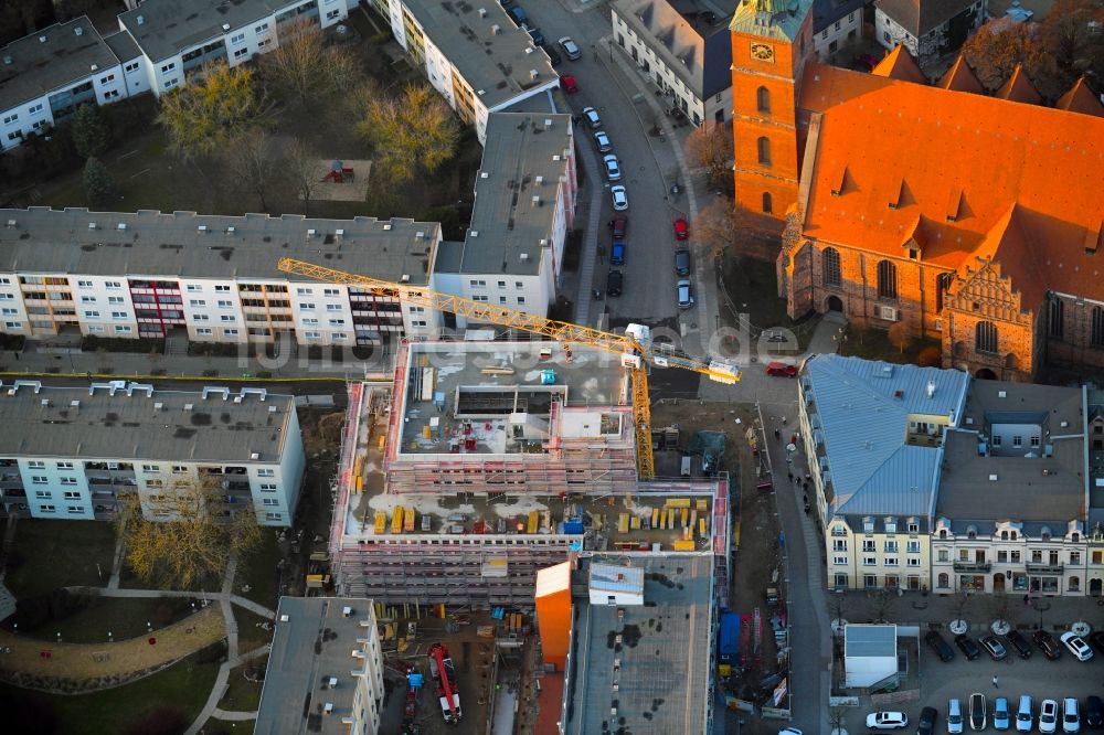 Luftbild Bernau - Baustelle zum Neubau eines Gebäudes der Stadtverwaltung - Rathaus in Bernau im Bundesland Brandenburg, Deutschland