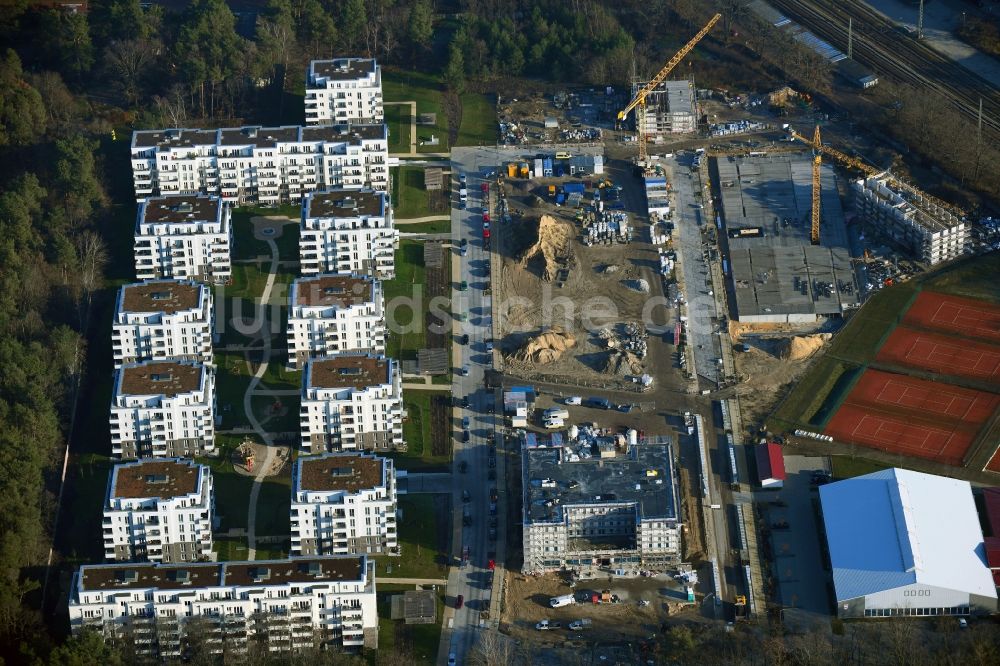 Luftaufnahme Potsdam - Baustelle zum Neubau eines Gesundheitszentrum und Ärztehauses in Potsdam im Bundesland Brandenburg, Deutschland