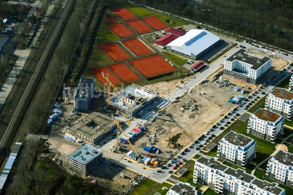 Luftbild Potsdam - Baustelle zum Neubau eines Gesundheitszentrum und Ärztehauses in Potsdam im Bundesland Brandenburg, Deutschland