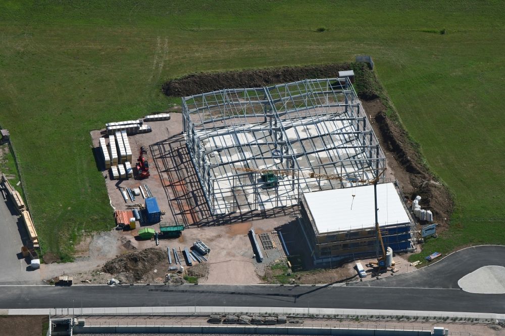 Luftbild Schopfheim - Baustelle zum Neubau einer Gewerbehalle in Stahlkonstruktion in Schopfheim im Bundesland Baden-Württemberg, Deutschland