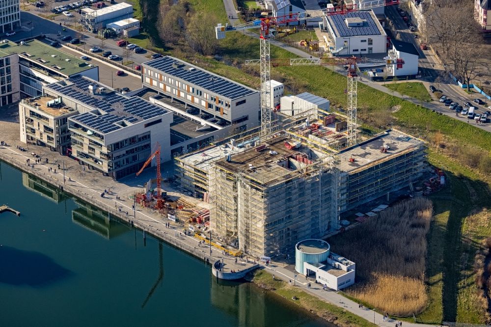 Dortmund von oben - Baustelle zum Neubau des Hochhaus Comunita Residenz am Phoenixsee in Dortmund im Bundesland Nordrhein-Westfalen, Deutschland