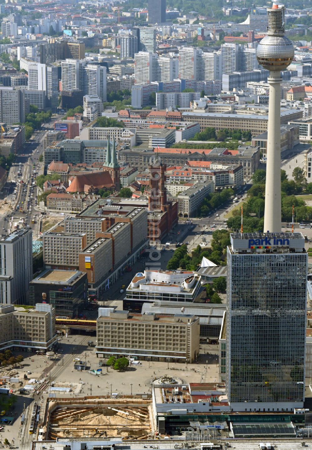 Luftaufnahme Berlin - Baustelle zum Neubau des Hochhaus- Gebäudekomplexes Twin- Towers in Berlin, Deutschland