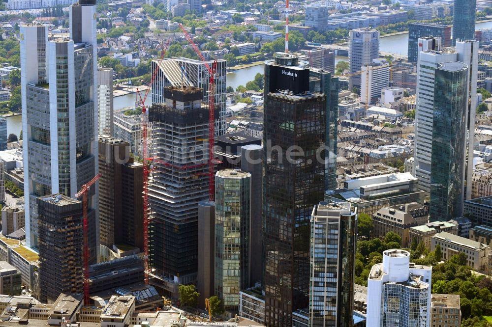 Luftbild Frankfurt am Main - Baustelle zum Neubau des Hochhaus- Gebäudekomplexes OMNITURM in Frankfurt am Main im Bundesland Hessen, Deutschland