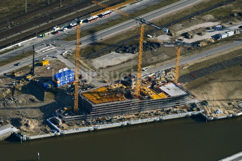 Luftaufnahme Hamburg - Baustelle zum Neubau des Hochhaus- Gebäudekomplexes Roots im Ortsteil HafenCity in Hamburg, Deutschland