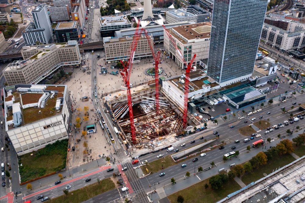 Berlin aus der Vogelperspektive: Baustelle zum Neubau des Hochhaus- Gebäudekomplexes Twin- Towers in Berlin, Deutschland