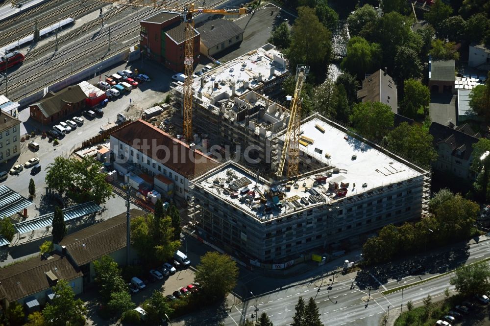 Forchheim aus der Vogelperspektive: Baustelle zum Neubau der Hotelanlage am Bahnhofsplatz in Forchheim im Bundesland Bayern, Deutschland