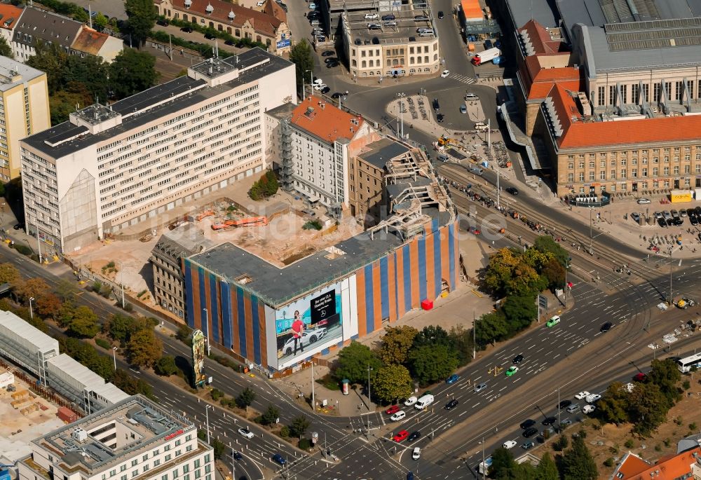 Leipzig aus der Vogelperspektive: Baustelle zum Neubau der Hotelanlage Grand Hotel Astoria in Leipzig im Bundesland Sachsen, Deutschland
