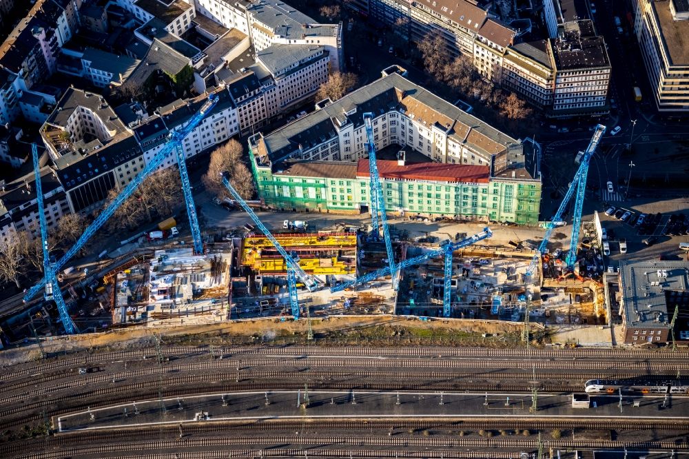 Luftaufnahme Düsseldorf - Baustelle zum Neubau der Hotelanlage Hampton by Hilton in Düsseldorf im Bundesland Nordrhein-Westfalen, Deutschland
