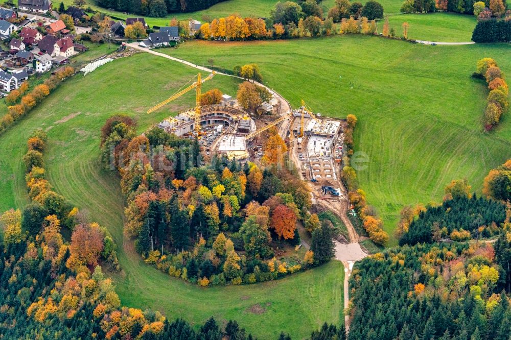 Luftaufnahme Horben - Baustelle zum Neubau der Hotelanlage Luisenhöhe Gesundheitsresort in Horben im Bundesland Baden-Württemberg, Deutschland