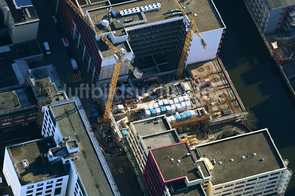 Hamburg aus der Vogelperspektive: Baustelle zum Neubau der Hotelanlage NYX Hotel an der Frankenstraße in Hamburg, Deutschland