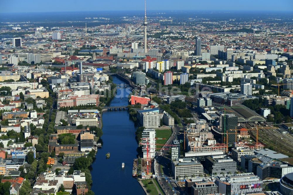 Berlin aus der Vogelperspektive: Baustelle zum Neubau der Hotelanlage PIER 61|63 in Berlin, Deutschland