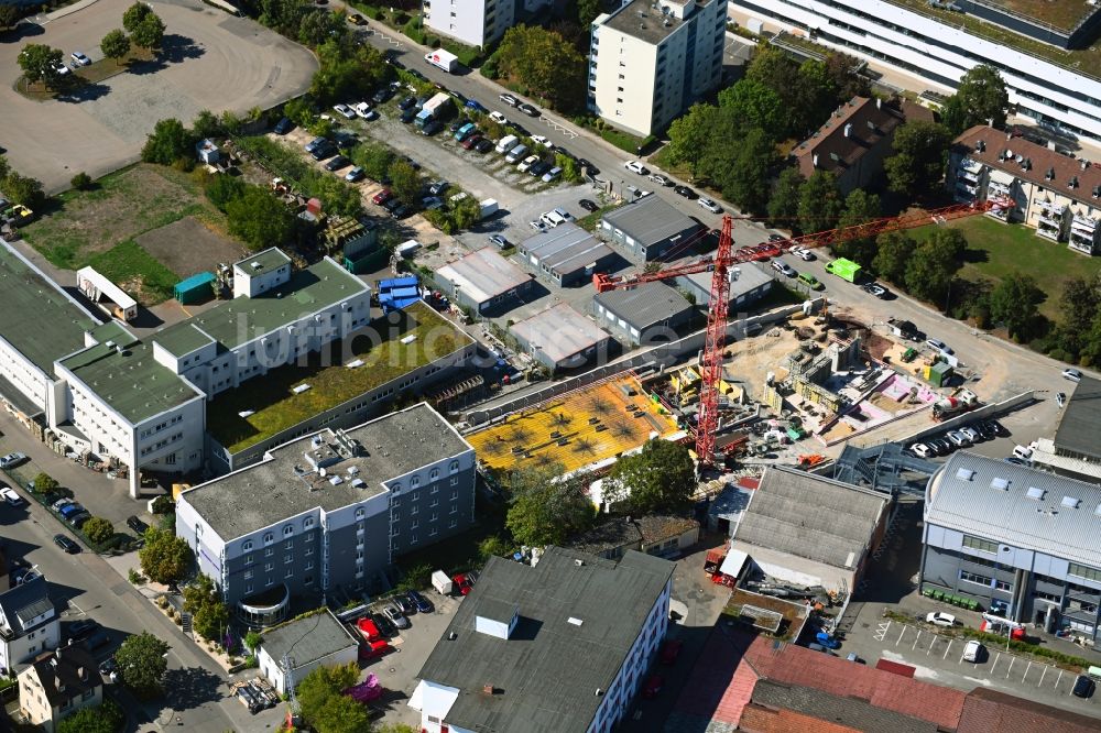 Luftbild Stuttgart - Baustelle zum Neubau der Hotelanlage an der Salzwiesenstraße im Ortsteil Zuffenhausen-Schützenbühl in Stuttgart im Bundesland Baden-Württemberg, Deutschland