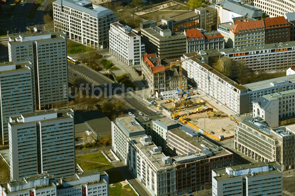 Luftaufnahme Berlin - Baustelle zum Neubau House of One im Ortsteil Mitte in Berlin, Deutschland
