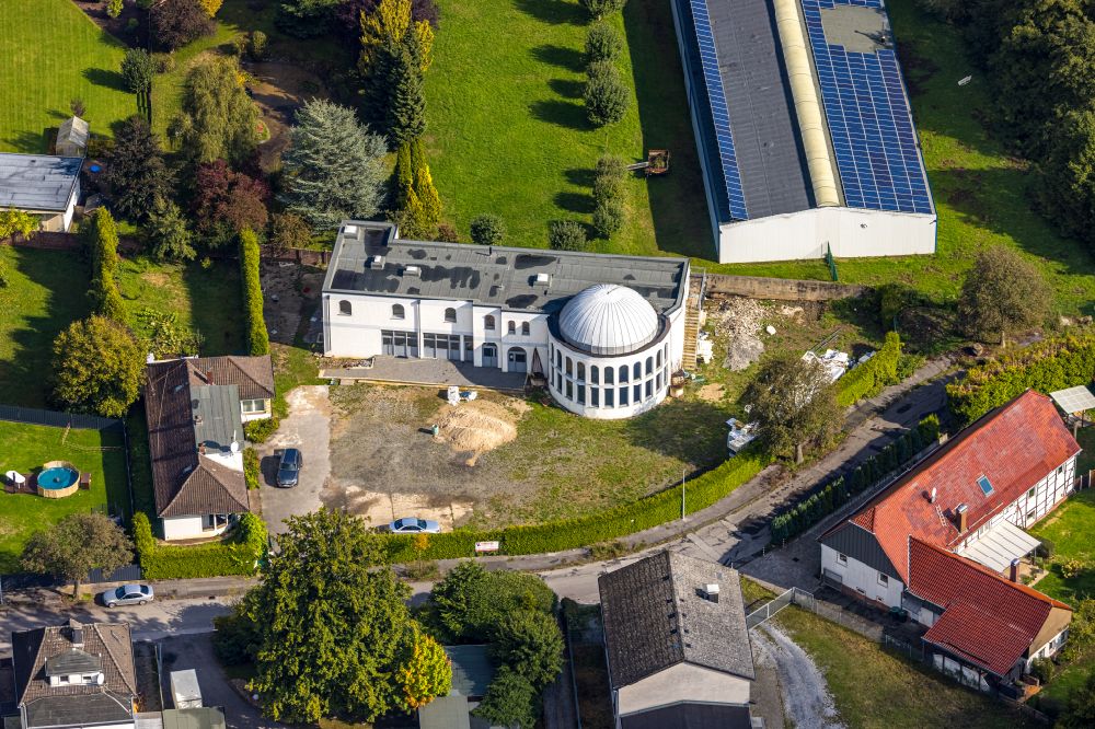 Luftbild Menden (Sauerland) - Baustelle zum Neubau der Imam Mahdi Moschee in Menden (Sauerland) im Bundesland Nordrhein-Westfalen
