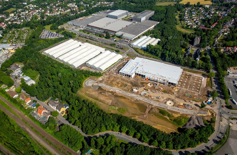 Luftbild Bochum - Baustelle zum Neubau von Industriehallen am Entwicklungsgebiet der Industriebrache Opel-Werke III in Langendreer in Bochum im Bundesland Nordrhein-Westfalen