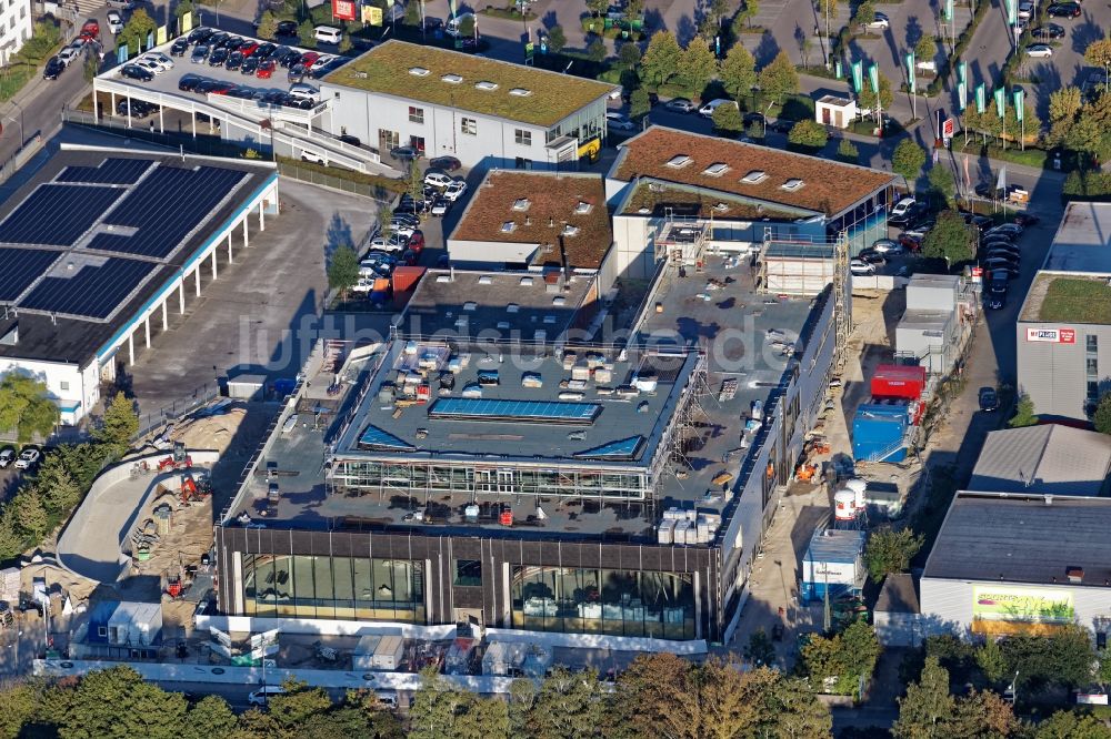 Luftaufnahme München - Baustelle zum Neubau des Jaguar Land- Rover Autohauses an der Drygalski Allee in München im Bundesland Bayern
