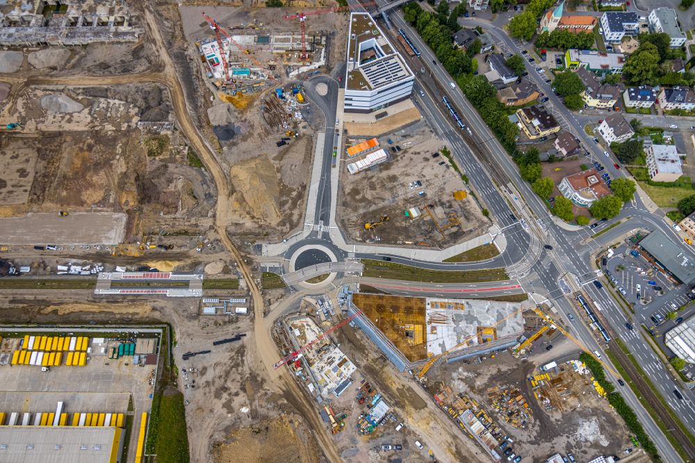 Bochum von oben - Baustelle zum Neubau der Kreisverkehr - Straßenführung auf dem O-Werk Campus in Bochum im Bundesland Nordrhein-Westfalen, Deutschland