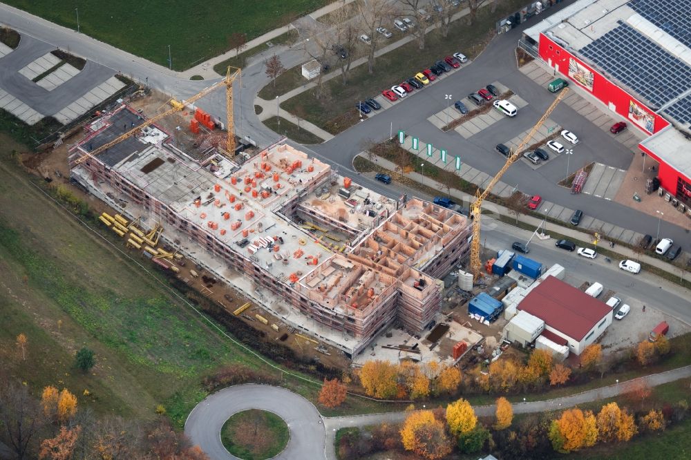 Kelheim aus der Vogelperspektive: Baustelle zum Neubau eines Laden-, Büro- und Wohngebäude in Kelheim im Bundesland Bayern, Deutschland